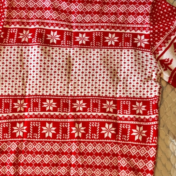 Nickelodeon Red and White Ugly Sweater - Picture 6 of 11